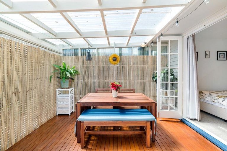 Photo of property in 68 Andrew Road, Howick, Auckland, 2010