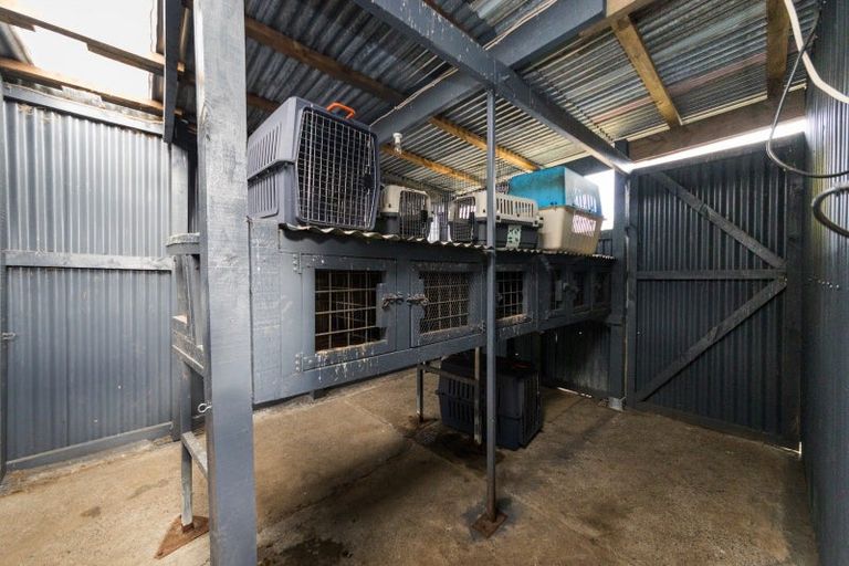 Photo of property in 12 Lagoon Road, Rangiwahia, Kimbolton, 4774