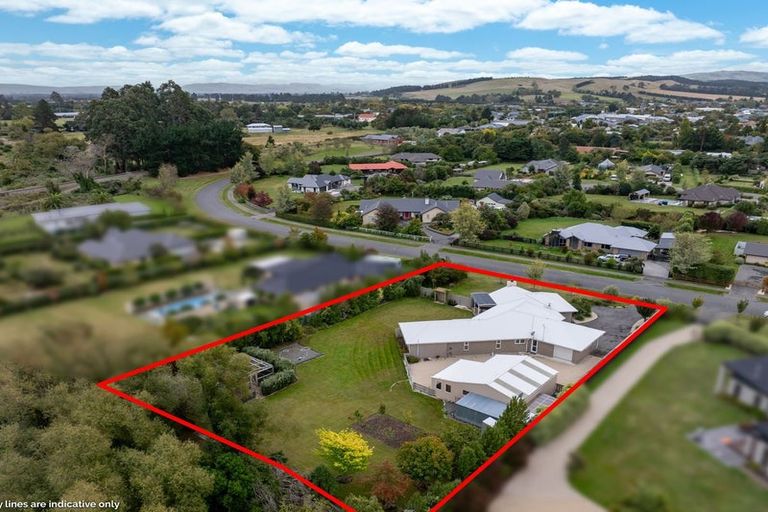 Photo of property in 8 Riverside Way, Amberley, 7410