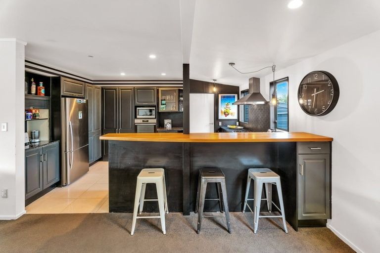 Photo of property in 287 Bucklands Beach Road, Bucklands Beach, Auckland, 2012