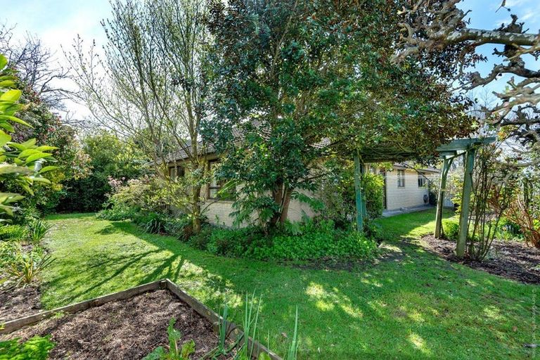 Photo of property in 11 Elvira Court, Bishopdale, Christchurch, 8053