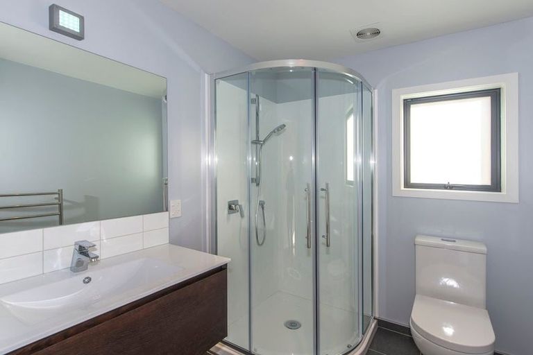 Photo of property in 9 Comber Place, Johnsonville, Wellington, 6037