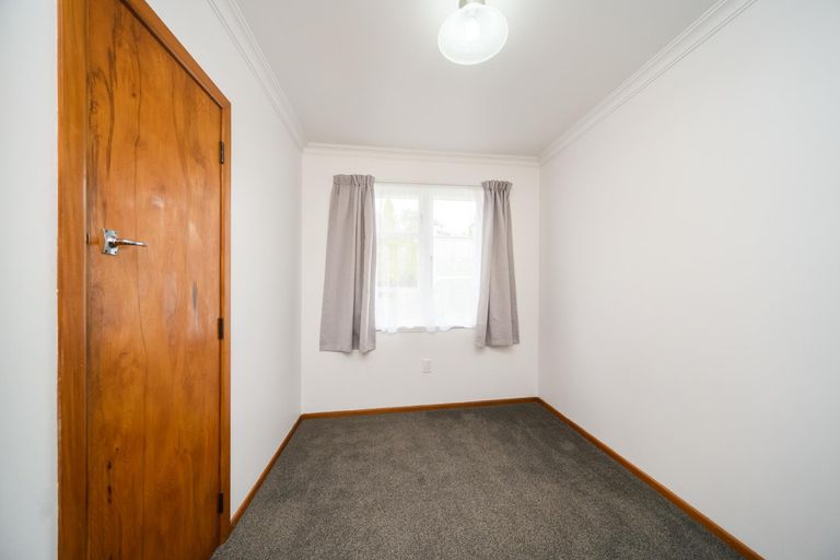 Photo of property in 32 Parkland Crescent, Terrace End, Palmerston North, 4410