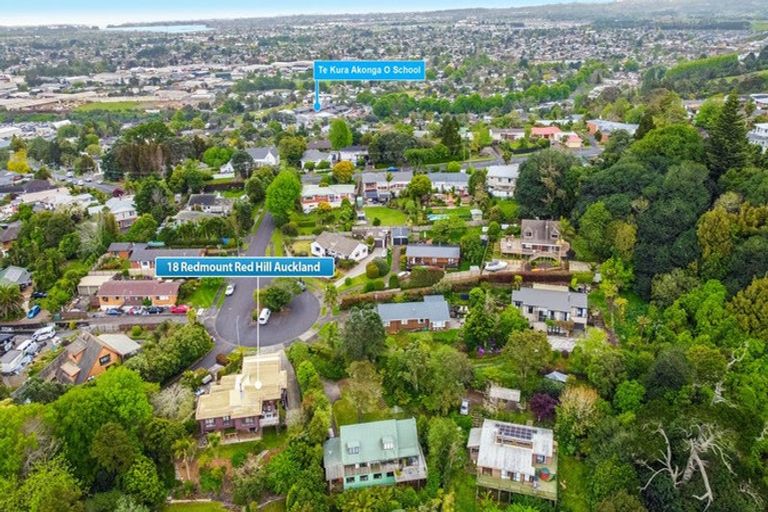 Photo of property in 18 Redmount Place, Red Hill, Papakura, 2110