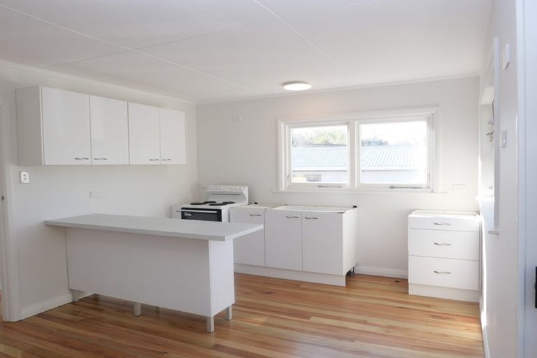 Photo of property in 2 Lorien Court, Raumati Beach, Paraparaumu, 5032