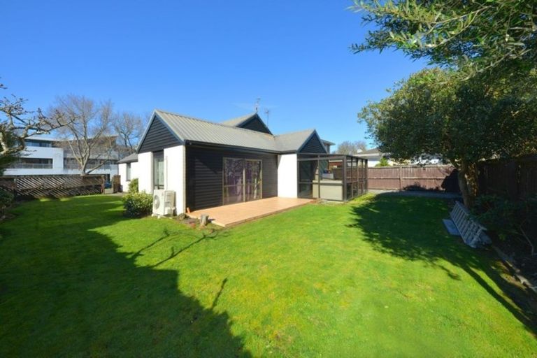 Photo of property in 69 Brodie Street, Ilam, Christchurch, 8041