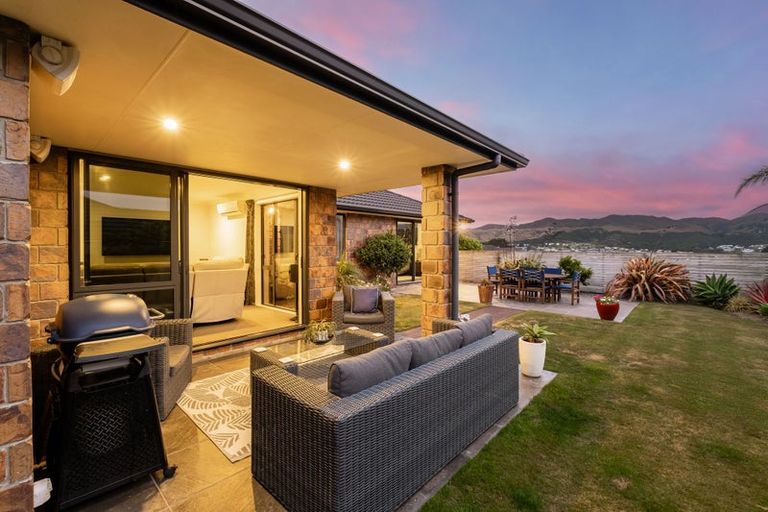 Photo of property in 73 Aotea Drive, Aotea, Porirua, 5024