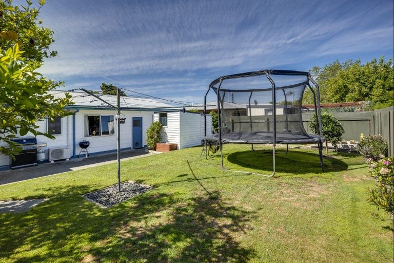 Photo of property in 13 Clement Place, Greenmeadows, Napier, 4112