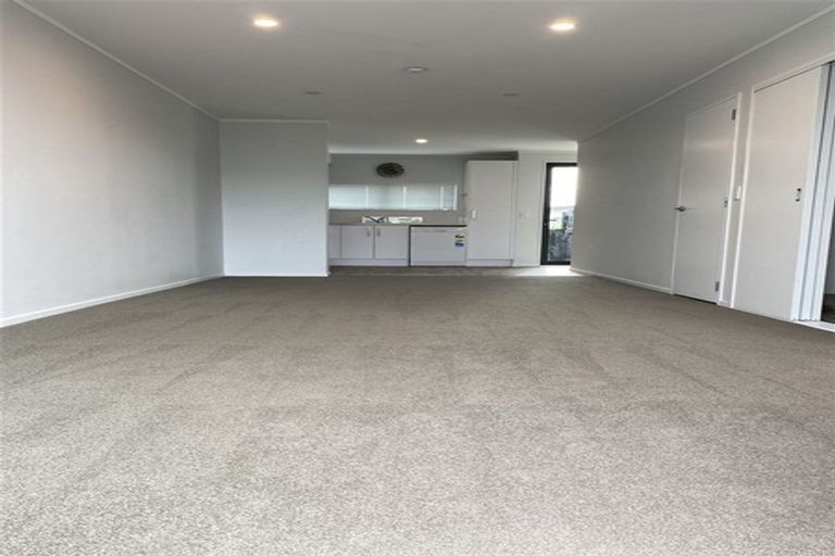 Photo of property in 91 Battalion Drive, Papakura, 2110