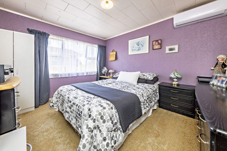 Photo of property in 175 Mahia Road, Wattle Downs, Auckland, 2103