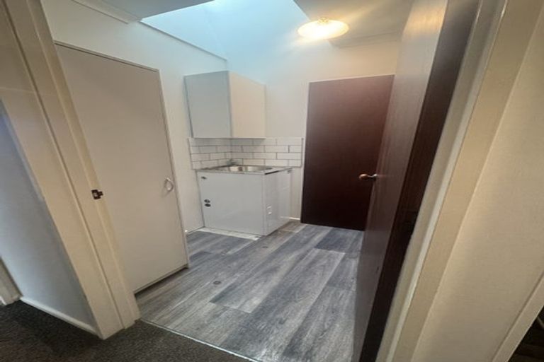 Photo of property in 132a Warren Crescent, Hillmorton, Christchurch, 8025