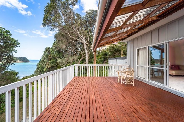 Photo of property in 21 Ocean View Road, Hatfields Beach, Orewa, 0931
