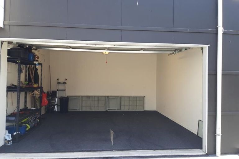 Photo of property in 3/670 Ferry Road, Woolston, Christchurch, 8023