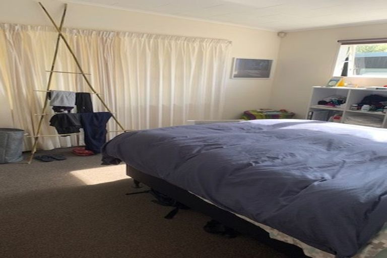 Photo of property in 3 Bahama Crescent, Paraparaumu Beach, Paraparaumu, 5032