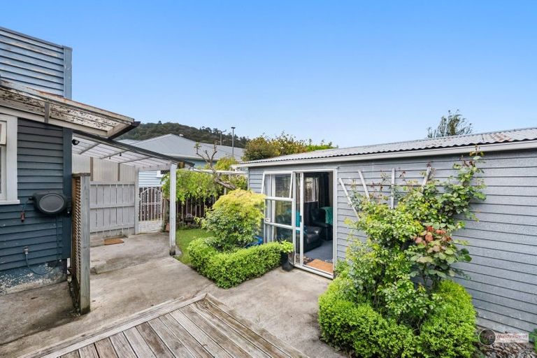 Photo of property in 12 Rimu Street, Wallaceville, Upper Hutt, 5018