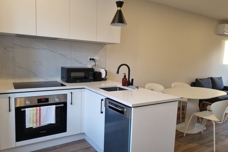 Photo of property in 49b Riverton Drive, Randwick Park, Auckland, 2105