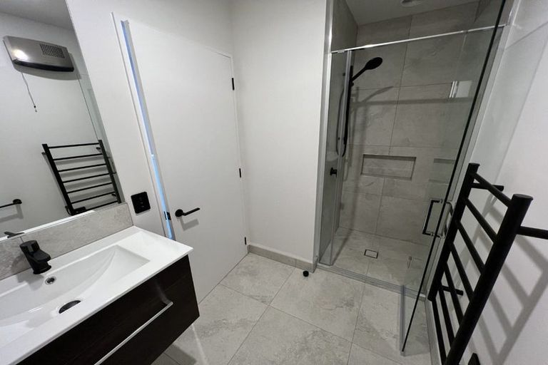 Photo of property in 2/18 Rutherford Street, Woolston, Christchurch, 8023