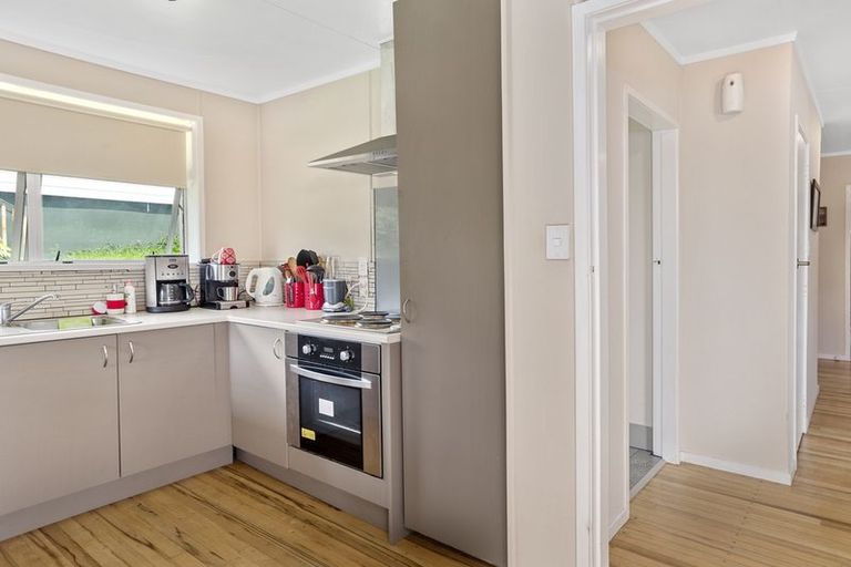 Photo of property in 21a Dingadee Street, Welcome Bay, Tauranga, 3112