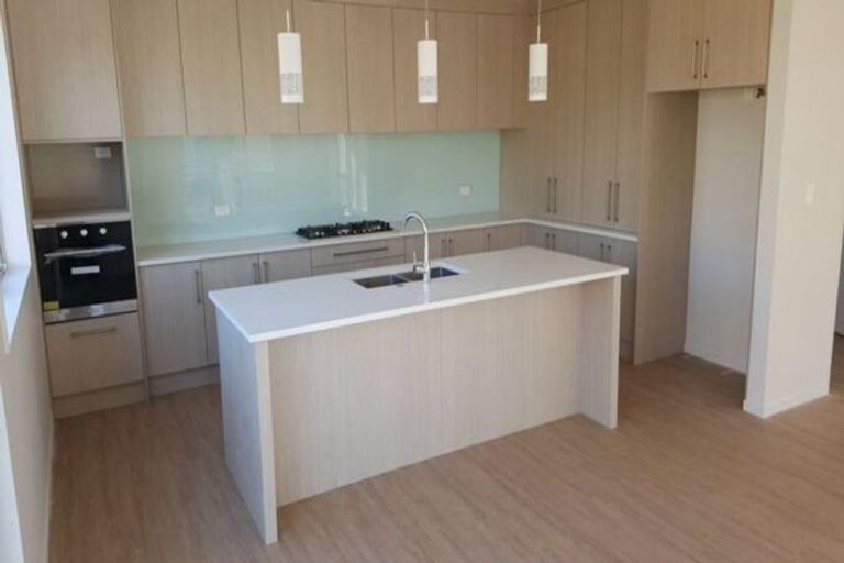 Photo of property in 1/11 Arrow Road, Forrest Hill, Auckland, 0620