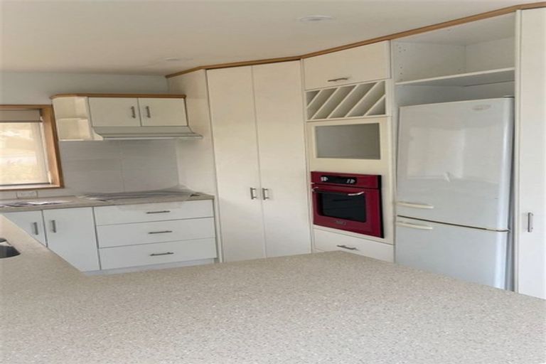 Photo of property in 112a Penruddock Rise, Westmorland, Christchurch, 8025