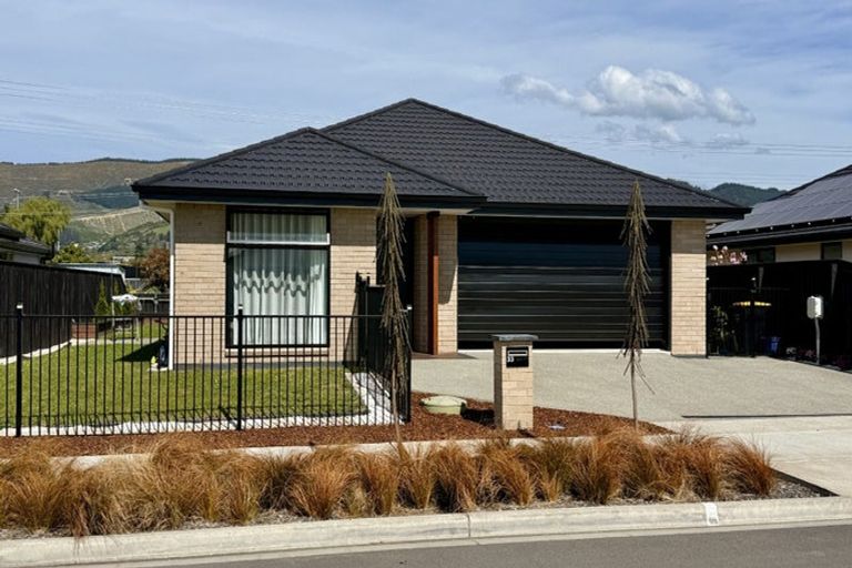 Photo of property in 33 Eton Street, Richmond, 7020