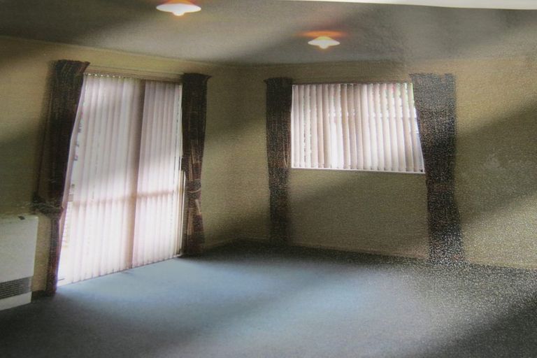 Photo of property in 16a Hampton Hill Road, Tawa, Wellington, 5028