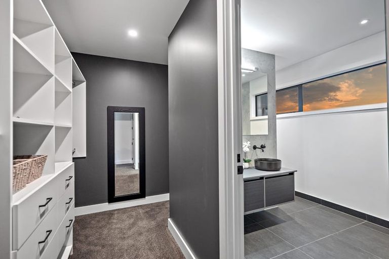 Photo of property in 9 Ridgelea Road, Long Bay, Albany, 0792