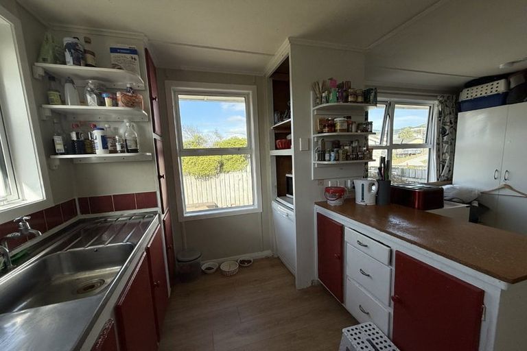 Photo of property in 97 Te Pene Avenue, Titahi Bay, Porirua, 5022