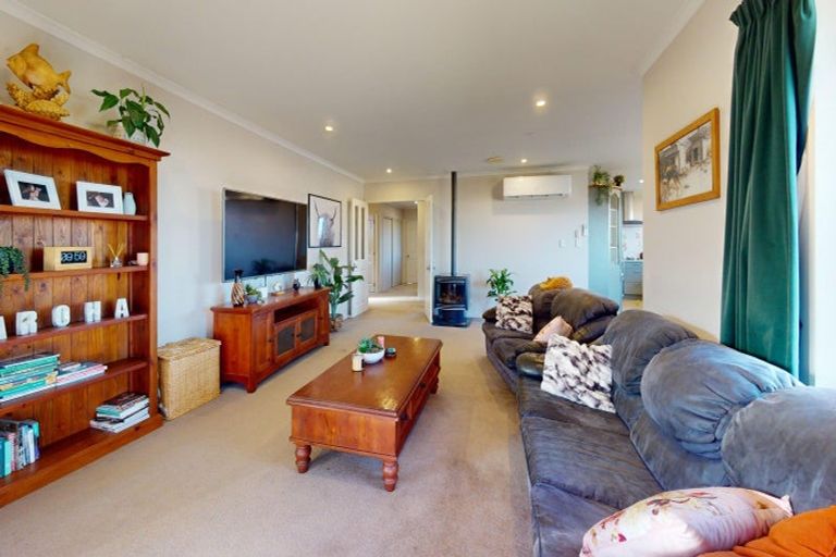 Photo of property in 21 Agnes Street, Tinwald, Ashburton, 7700