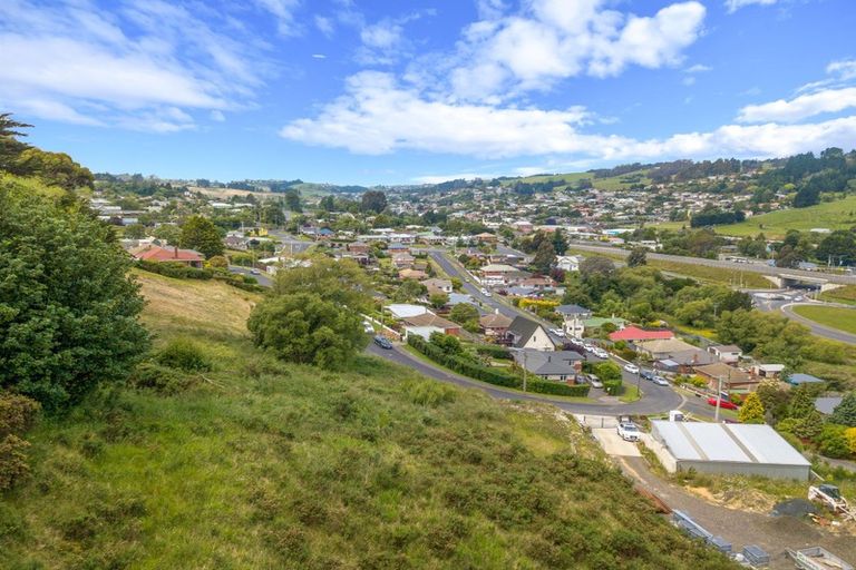 Photo of property in 40 Waldron Crescent, Green Island, Dunedin, 9018