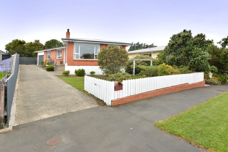 Photo of property in 41 Mckerrow Street, Shiel Hill, Dunedin, 9013