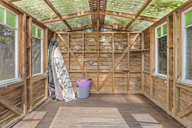 Photo of property in 194a Carrington Street, Lower Vogeltown, New Plymouth, 4310