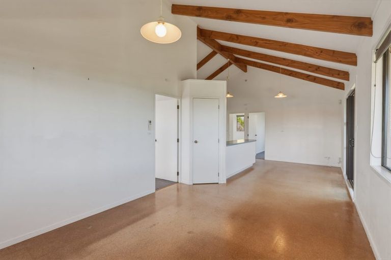 Photo of property in 5 Cable Bay Block Road, Cable Bay, 0420