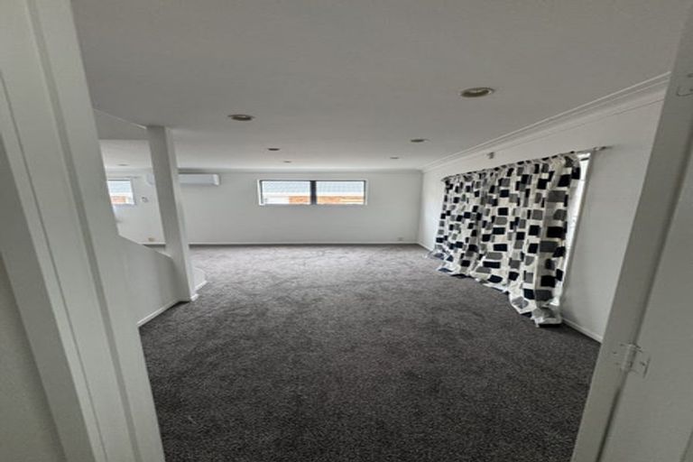 Photo of property in 1/127 Bucklands Beach Road, Bucklands Beach, Auckland, 2012