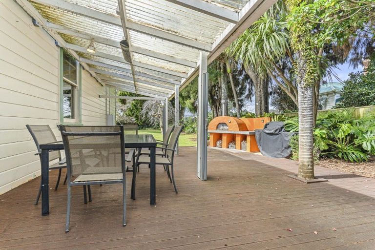 Photo of property in 40 Princess Street, Waitara, 4320