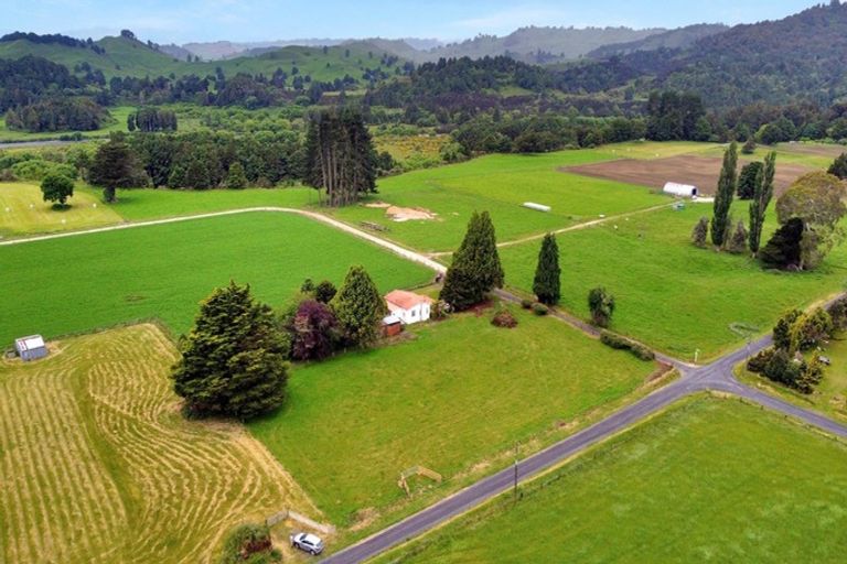 Photo of property in 19 Tio Street, Kakahi, 3989