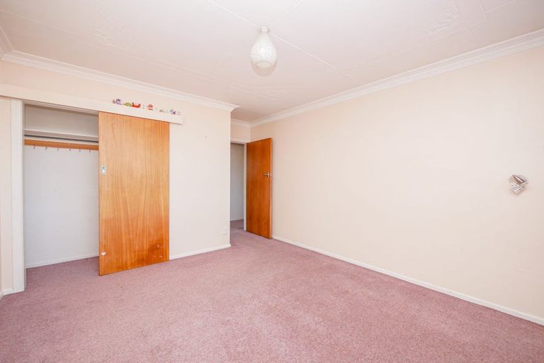 Photo of property in 2a Brooklyn Street, Green Island, Dunedin, 9018