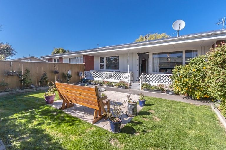 Photo of property in 3/7a Curletts Road, Sockburn, Christchurch, 8042