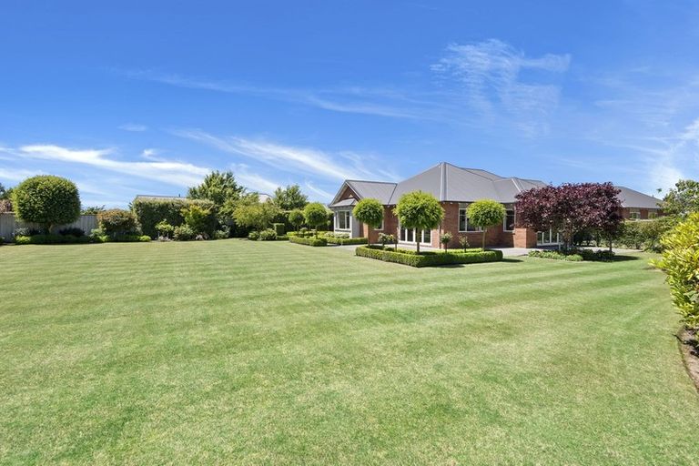 Photo of property in 9 Rossington Drive, West Melton, 7618