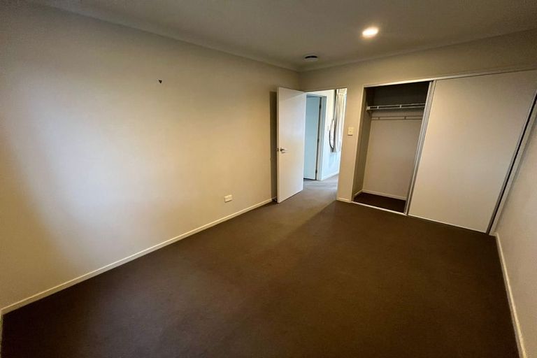 Photo of property in 13 Zabeel Crescent, Takanini, 2112