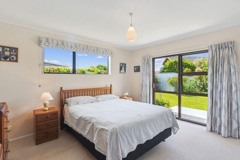 Photo of property in 9 Awanui Drive, Waikanae, 5036