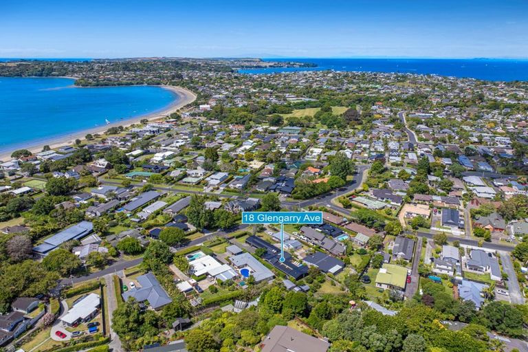 Photo of property in 18 Glengarry Avenue, Manly, Whangaparaoa, 0930