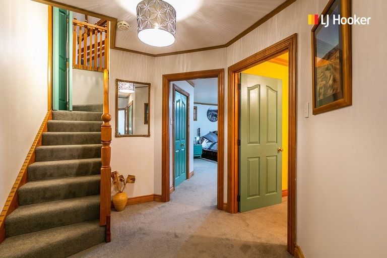 Photo of property in 979 Highcliff Road, Highcliff, Dunedin, 9077