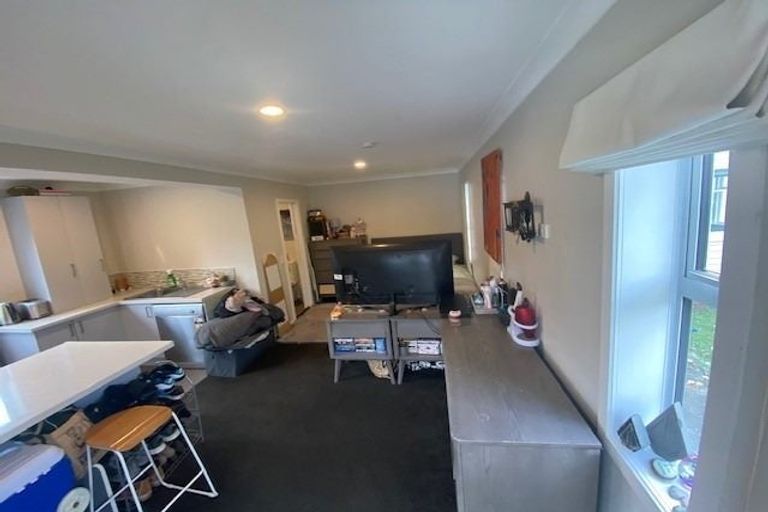 Photo of property in 4 Eatwell Avenue, Paraparaumu Beach, Paraparaumu, 5032