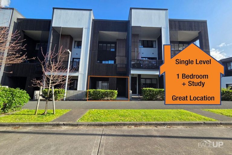 Photo of property in 39 Rangihina Road, Hobsonville, Auckland, 0616