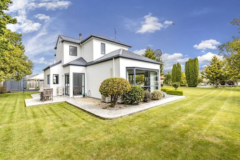 Photo of property in 1 Olivea Place, Oxford, 7430