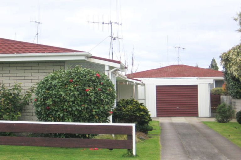 Photo of property in 4 Linklater Avenue, Bellevue, Tauranga, 3110