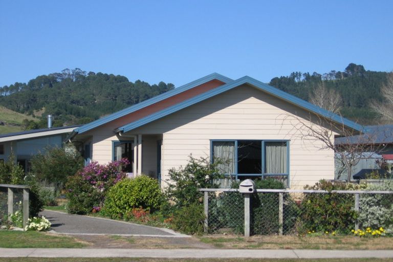 Photo of property in 30 Charles Green Drive, Cooks Beach, Whitianga, 3591
