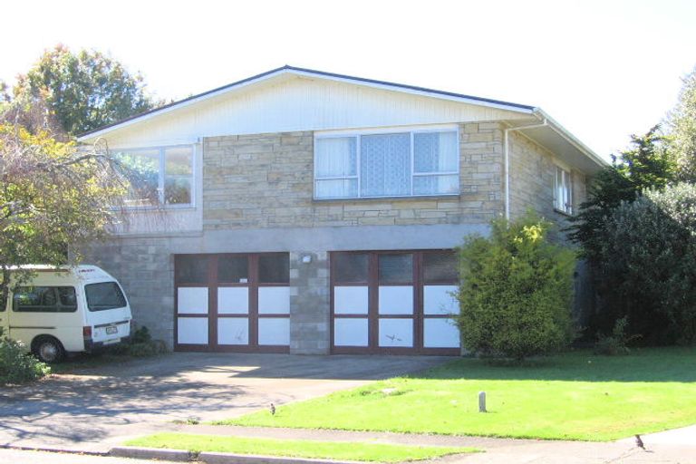 Photo of property in 15 Kupe Place, Tokoroa, 3420
