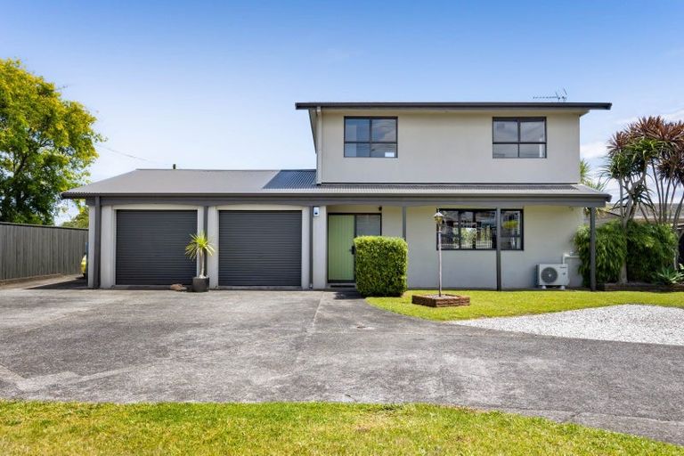 Photo of property in 164 Tukapa Street, Westown, New Plymouth, 4310